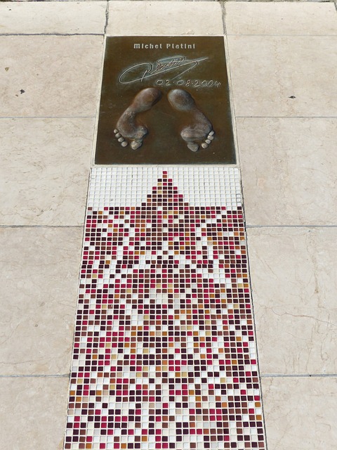 尽全力